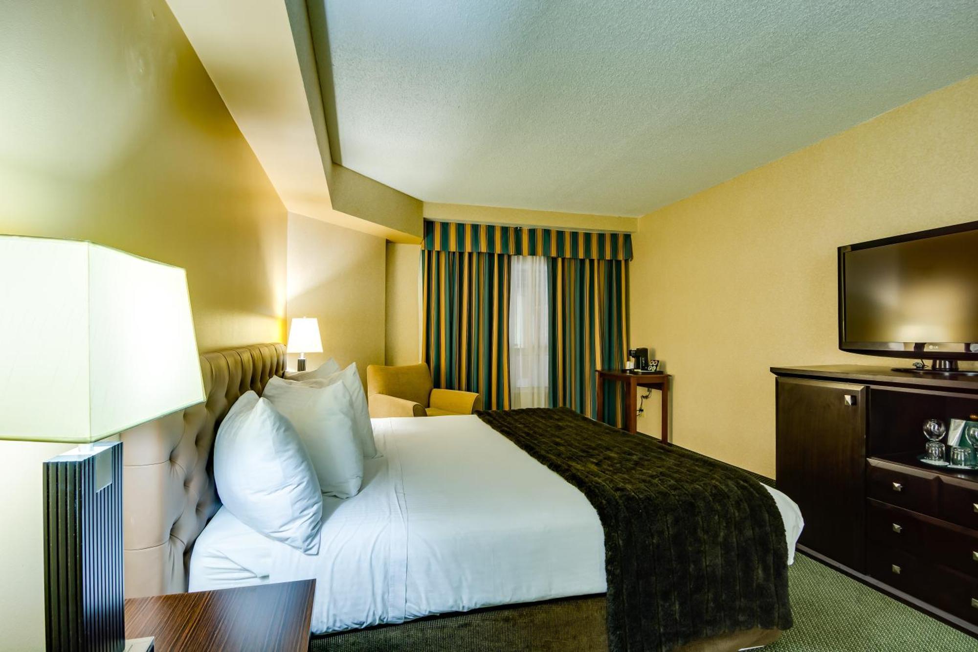 Sawridge Inn&Conference Centre Edmonton South Chambre photo